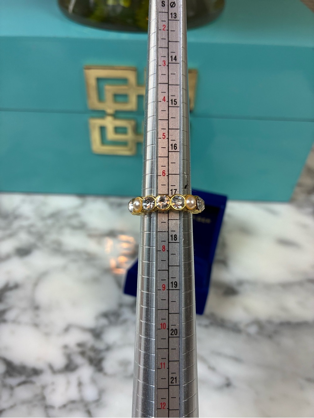 Brand New Kurt Geiger London Gold Plated Pave Crystal & Faux Pearl Size 7 Ring - Picture 8 of 8
